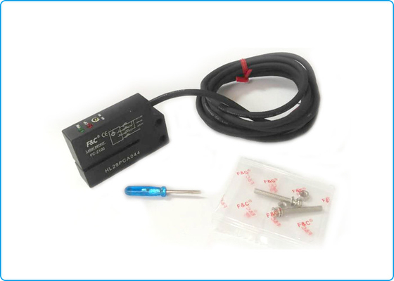 PNP NPN Electric Label Sensor Źródło światła podczerwonego dla naklejki Etykieta w maszynie pakującej